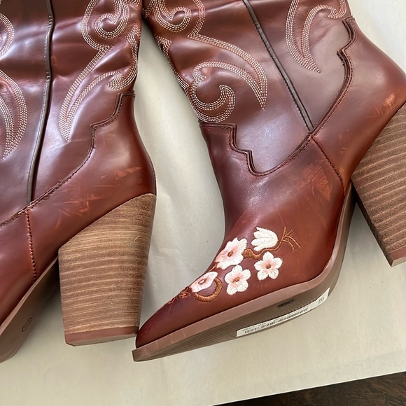 Steve Madden Lashes Leather Flower Detail Tall Western Boots - Picture 7 of 13